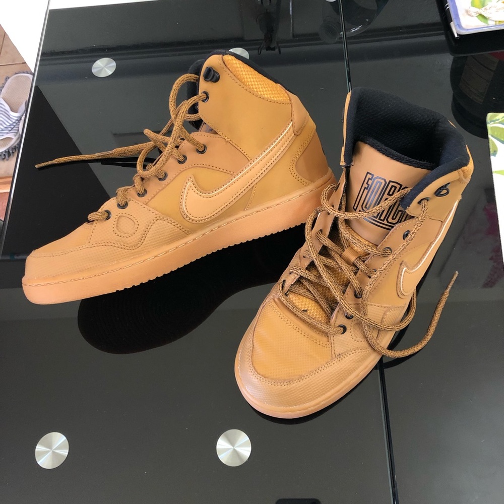 Nike size 7